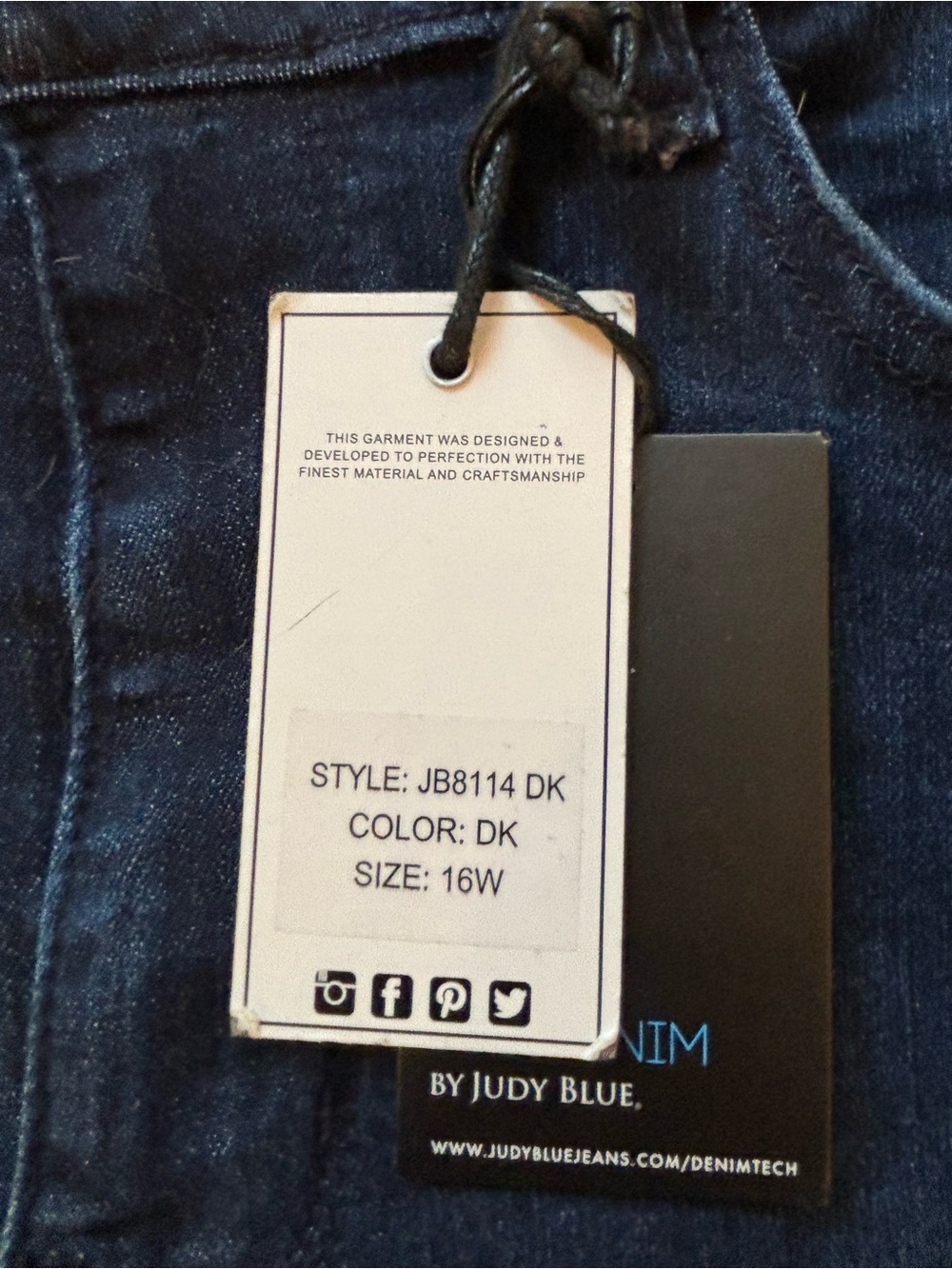 Judy Blue NEW Cool Boyfriend Fit High Waist Jeans Dark Wash Stretch 16W - Picture 8 of 16